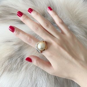 ✨Beautiful Vintage Pearl Ring with Rhinestones